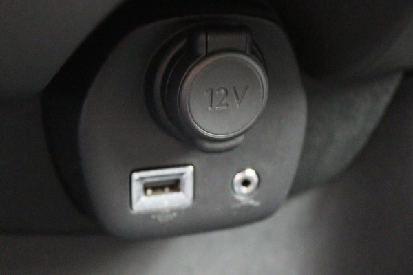 Peugeot 108 1.0 e-VTi Active Airco, Camera, Elektr. Pakket, LED, Apple CarPlay, DAB, Isoffix