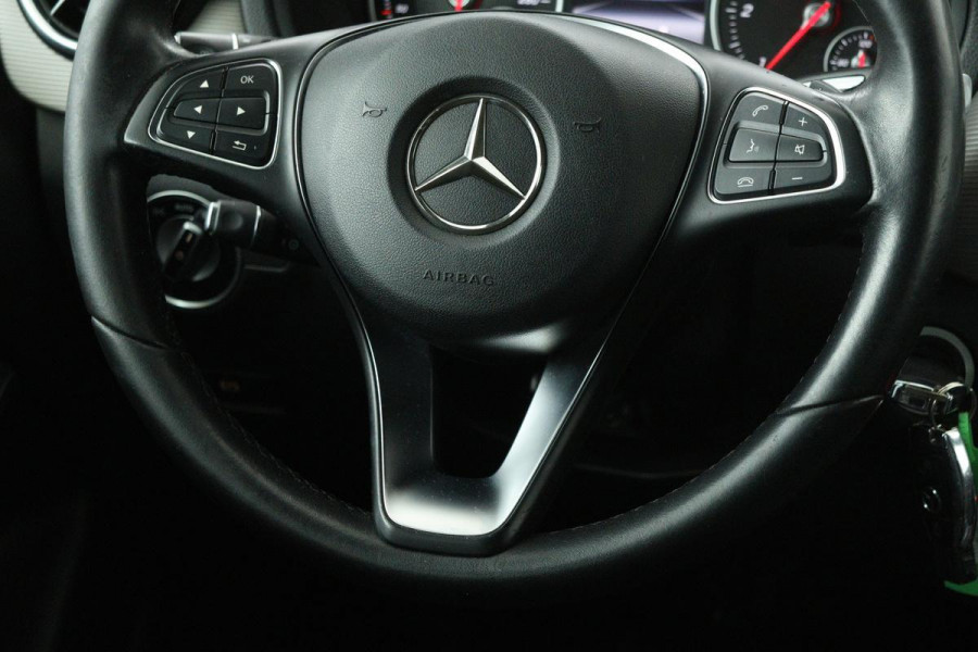 Mercedes-Benz B-Klasse 180d Ambition | Stoelverwarming | Navigatie | Full LED | Trekhaak | Airco | PDC | Cruise control | Park Assist