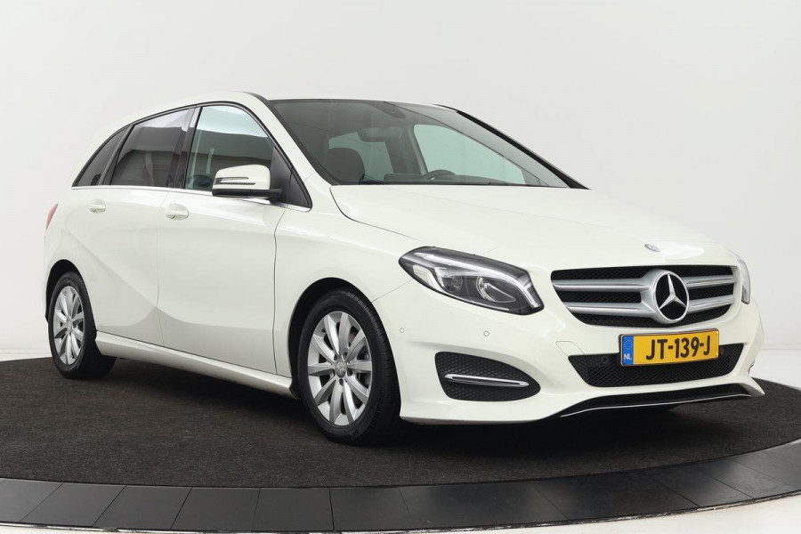 Mercedes-Benz B-Klasse 180d Ambition | Stoelverwarming | Navigatie | Full LED | Trekhaak | Airco | PDC | Cruise control | Park Assist