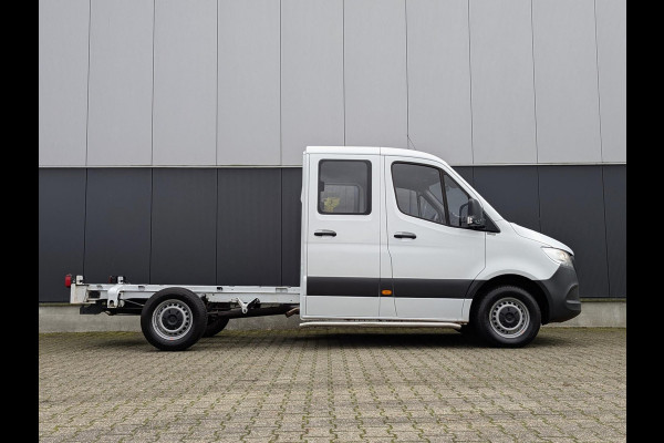 Mercedes-Benz Sprinter 311 114PK DUBBELE CABINE CHASSIS CABINE CLIMA CRUISE 2000KG TREKHAAK 6 ZITPLAATSEN