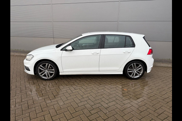 Volkswagen Golf 1.6 TDI Business Edition R Connected verstuiver defect