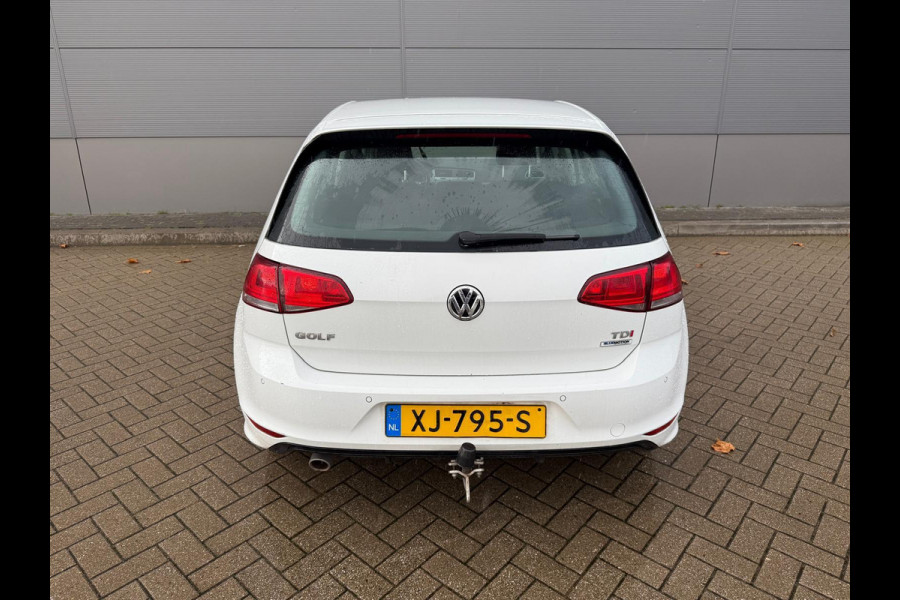 Volkswagen Golf 1.6 TDI Business Edition R Connected verstuiver defect