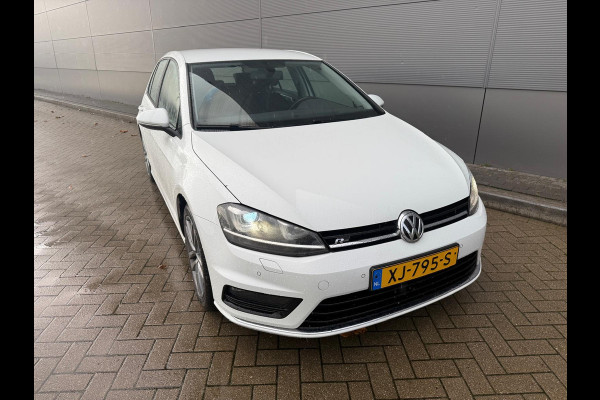 Volkswagen Golf 1.6 TDI Business Edition R Connected verstuiver defect