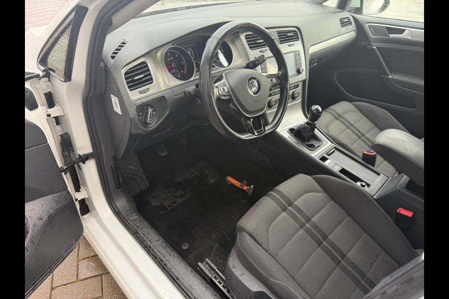 Volkswagen Golf 1.6 TDI Business Edition R Connected verstuiver defect