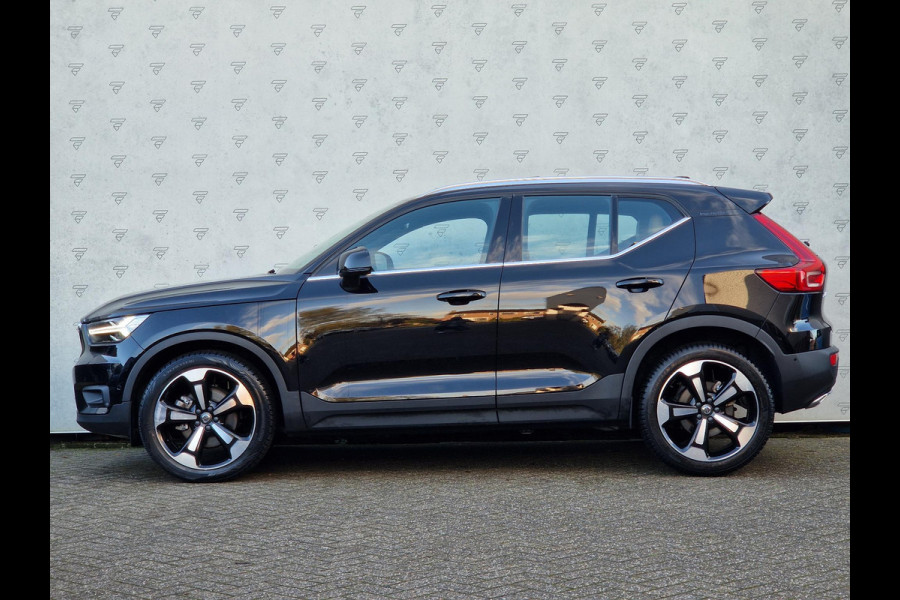 Volvo XC40 2.0 T4 Inscription Automaat | 360 Camera | BSD | Stoelverwarming | Panoramadak | Orrefors | LED | Key-Less |