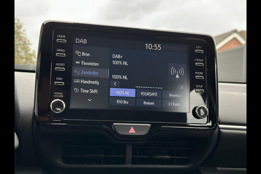 Toyota Yaris 1.5 Hybrid Business Plus CarPlay Camera