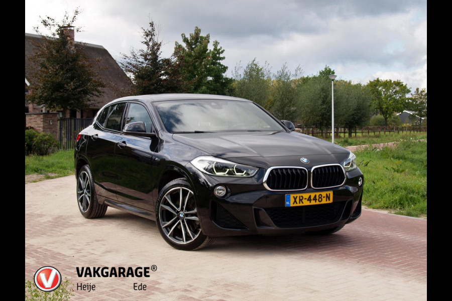 BMW X2 sDrive20i High Executive Edition | M-Pakket | Ledere Bekleding | NL-Auto | Harman Kardon |