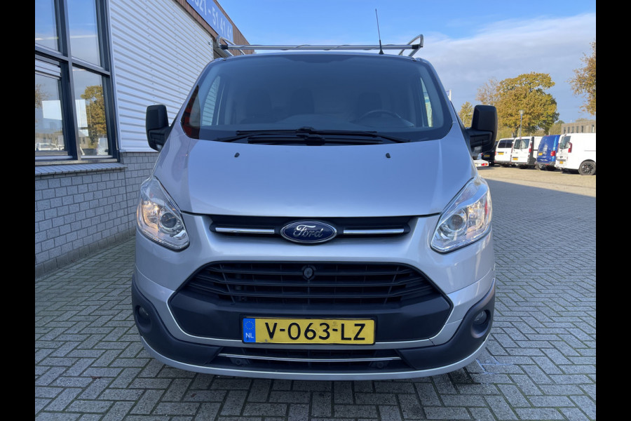 Ford Transit Custom 290 2.0 TDCI L1H1 Trend / vaste prijs rijklaar € 11.950 ex btw / euro 6 diesel / lease vanaf € 219 / airco / cruise / navi / camera / imperial / trekhaak 2350 kg !