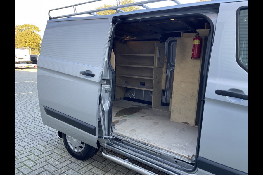 Ford Transit Custom 290 2.0 TDCI L1H1 Trend / vaste prijs rijklaar € 11.950 ex btw / euro 6 diesel / lease vanaf € 219 / airco / cruise / navi / camera / imperial / trekhaak 2350 kg !