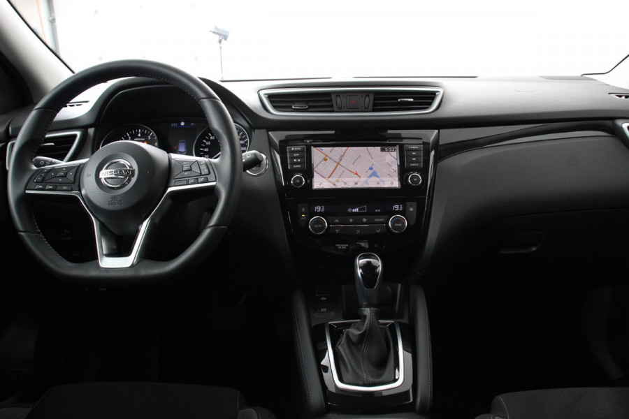 Nissan QASHQAI 1.3 DIG-T 160pk Automaat N-Connecta | X-Tronic | Navigatie | Camera | Parkeer sensoren V+A | Climate control | DAB+ #