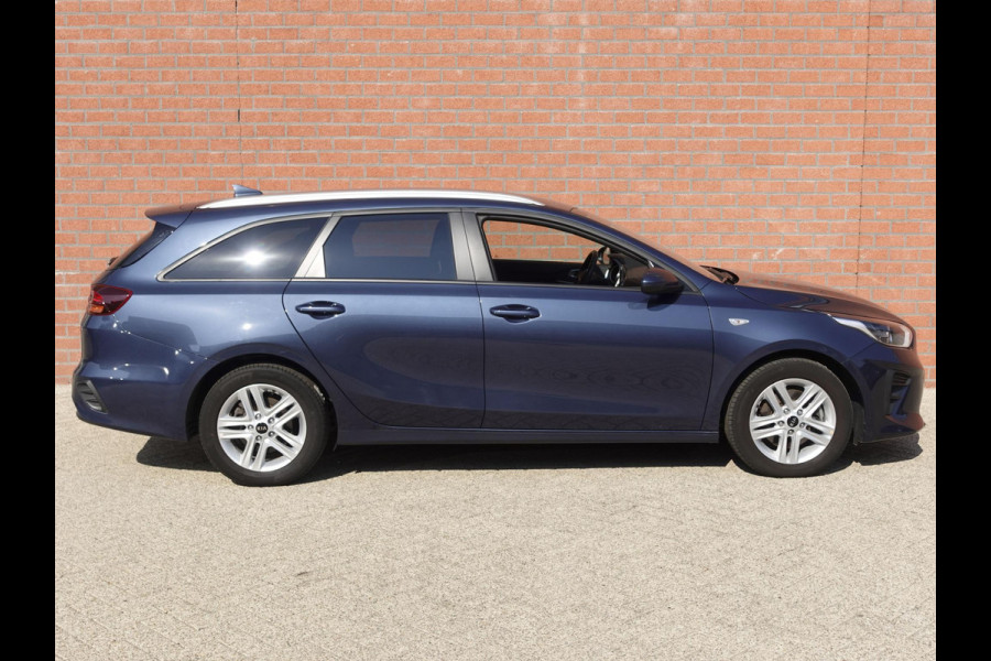 Kia Ceed Sportswagon 1.0 T-GDi 101pk Active | Navigatie | Apple Carplay/Android Auto | Camera | Stoel- en stuurverwarming | Cruise Control | Climate Control | Start/Stop systeem | Getinte ramen