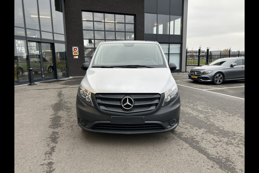 Mercedes-Benz Vito 116 CDI Lang / Navigatie / Camera / Parkeersensoren / Cruise control / Airco / 270 Graden achterdeuren