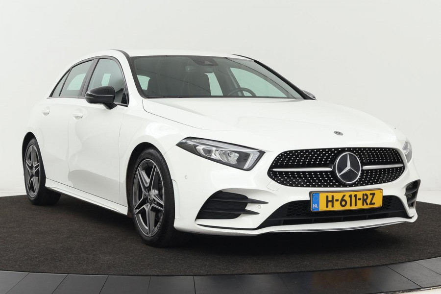 Mercedes-Benz A-Klasse 180d AMG | Dealer onderhouden | Carplay | Stoelverwarming | Widescreen | Alcantara | Climate control | Full LED