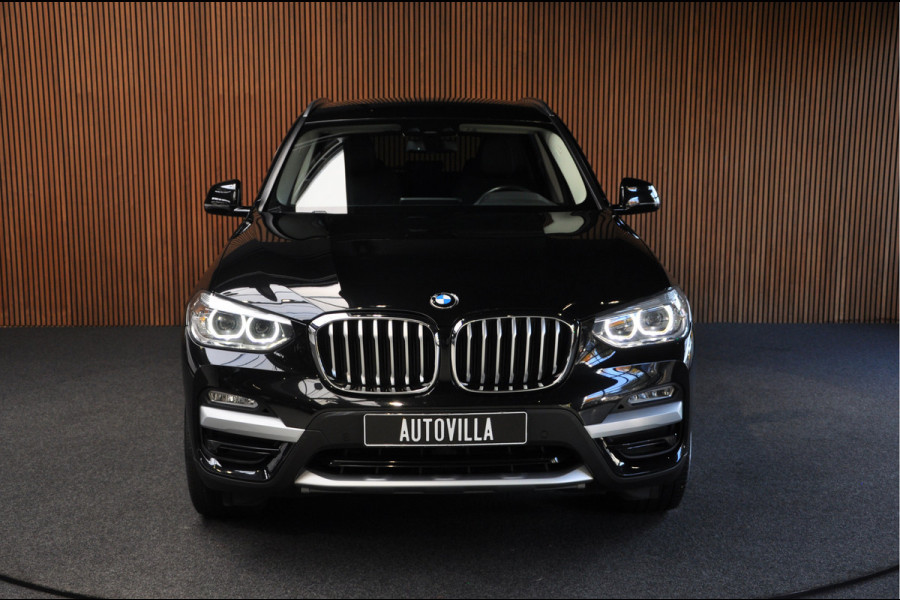 BMW X3 xDrive20i Navi Leer Camera Elektr. achterklep Virtual Elektr. trekhaak Stuurverwarming Sportstoelen PDC Climate voor & achter  19'' LM velgen