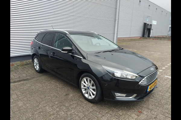 Ford FOCUS Wagon 1.0 Titanium, airco,cruise,navigatie/achteruitrijcamera,stoel/stuurverwarming,parkeersensoren,