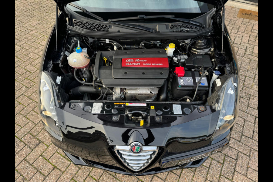 Alfa Romeo Giulietta 1.4 Turbo MultiAir Super 2018 AUT NAP!