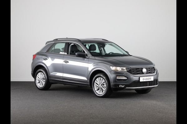 Volkswagen T-Roc 1.5 TSI Style 150PK DSG (Automaat) | Navigatie | Parkeersensoren voor en achter + camera | Elektrische achterklep |