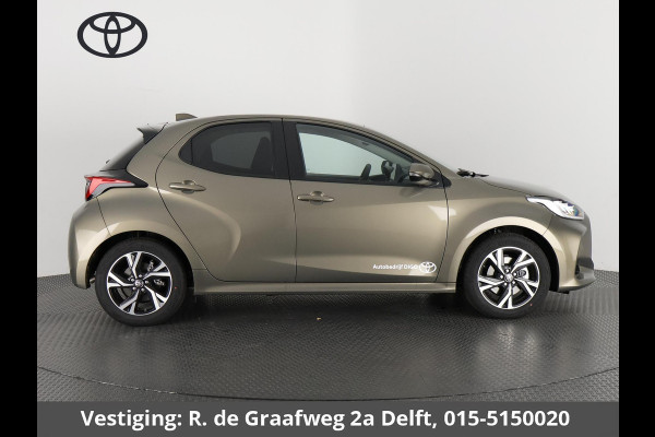 Toyota Yaris 1.5 Hybrid Dynamic Luxury | Stoelverwarming | Camera | Lichtmetalen velgen |