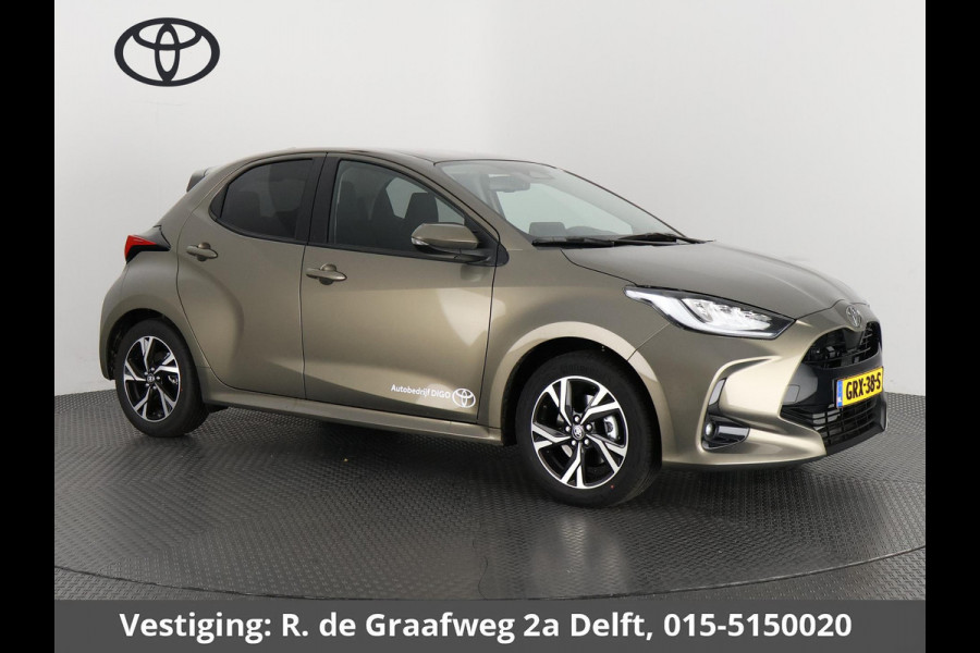 Toyota Yaris 1.5 Hybrid Dynamic Luxury | Stoelverwarming | Camera | Lichtmetalen velgen |