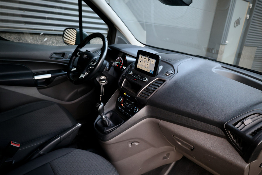 Ford Transit Connect 1.5 EcoBlue | Navigatie | Camera | Cruise control | CarPlay | 3-Zitter | Airco | PDC | Nieuwe APK | Onderhoudsbeurt