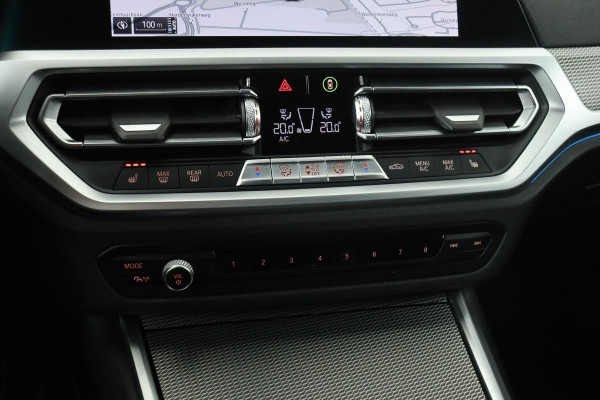 BMW 3-serie 330e xdrive M Sport | Laser LED | Head-up | Stoel & stuurverwarming | Sfeerverlichting | Leder/alcantara | Carplay