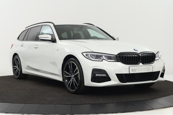 BMW 3-serie 330e xdrive M Sport | Laser LED | Head-up | Stoel & stuurverwarming | Sfeerverlichting | Leder/alcantara | Carplay