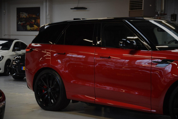 Land Rover Range Rover Sport 3.0 P510e First Edition Navi|Panoramadak|Rear-Seat Ent.|Massage|510pk!!|Org.NL