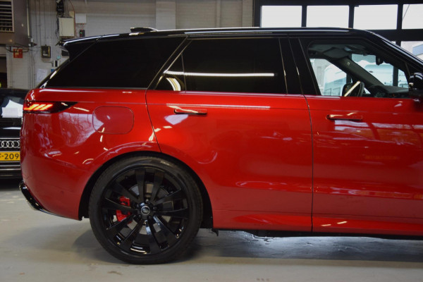 Land Rover Range Rover Sport 3.0 P510e First Edition Navi|Panoramadak|Rear-Seat Ent.|Massage|510pk!!|Org.NL