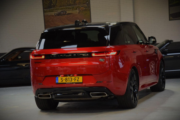 Land Rover Range Rover Sport 3.0 P510e First Edition Navi|Panoramadak|Rear-Seat Ent.|Massage|510pk!!|Org.NL