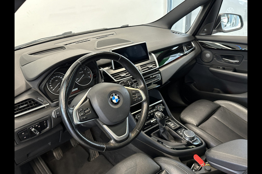 BMW 2 Serie Gran Tourer 216d Essential Panoramadak Head-op Full-led Harman/Kardon