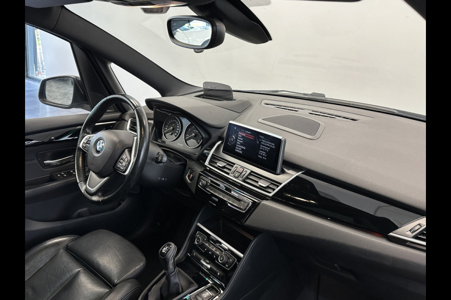 BMW 2 Serie Gran Tourer 216d Essential Panoramadak Head-op Full-led Harman/Kardon