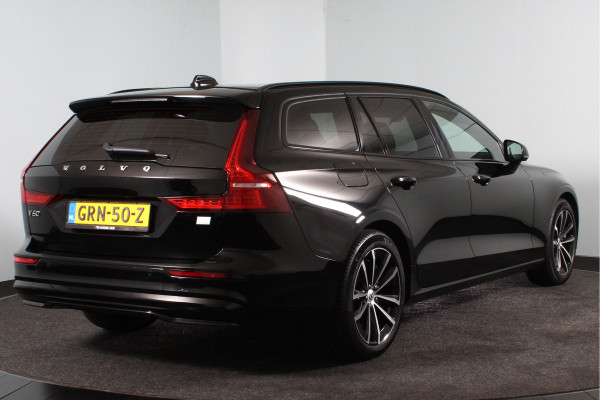 Volvo V60 2.0 T6 Recharge AWD Plus Dark | Dig.Cockpit | Adapt.Cruise | Stoelverwarming | Camera | PDC | NAV + App.Connect | Auto.Airco | DAB | LM 18" | 3125