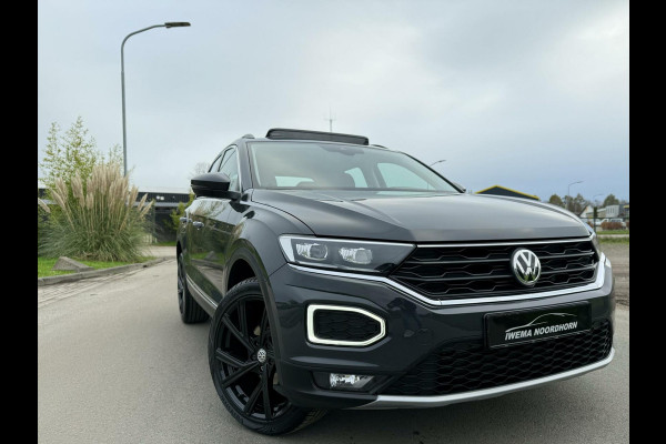 Volkswagen T-Roc 1.5 TSI Sport Automaat|Panoramadak|LED|Stoelverw.|Lane assist|ACC