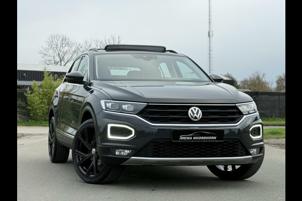 Volkswagen T-Roc 1.5 TSI Sport Automaat|Panoramadak|LED|Stoelverw.|Lane assist|ACC