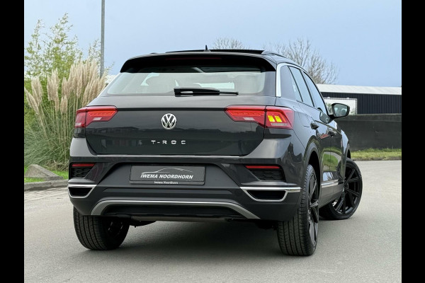 Volkswagen T-Roc 1.5 TSI Sport Automaat|Panoramadak|LED|Stoelverw.|Lane assist|ACC