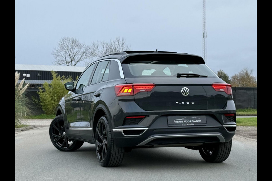 Volkswagen T-Roc 1.5 TSI Sport Automaat|Panoramadak|LED|Stoelverw.|Lane assist|ACC