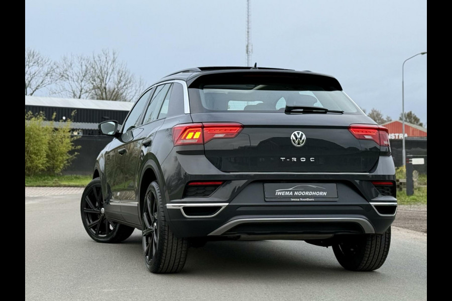 Volkswagen T-Roc 1.5 TSI Sport Automaat|Panoramadak|LED|Stoelverw.|Lane assist|ACC