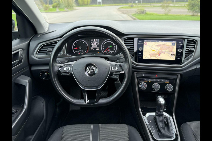 Volkswagen T-Roc 1.5 TSI Sport Automaat|Panoramadak|LED|Stoelverw.|Lane assist|ACC