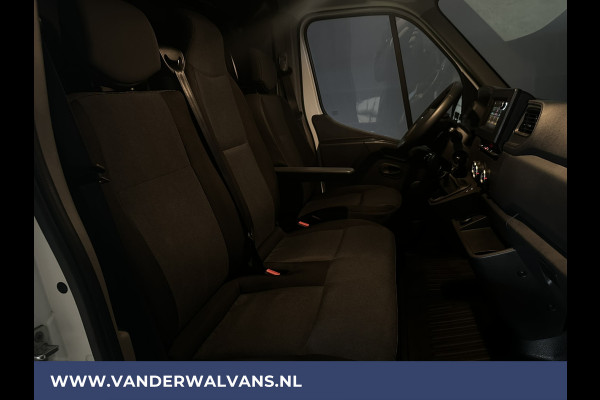 Renault Master 2.3 dCi 136pk L2H2 Euro6 Airco | Camera | Navigatie | Cruisecontrol | LED 2500kg Trekhaak, Parkeersensoren, Bijrijdersbank