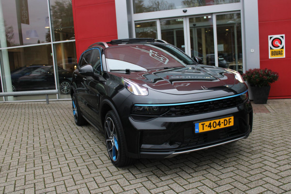 Lynk & Co 01 1.5 261PK PHEV | PANORAMA SCHUIF / KANTELDAK | 360° CAMERA | INFINTY AUDIO | DODEHOEK DETECTIE | NAVIGATIE | DASHBOARD CAMERA | ELEKTRISCHE STOELVERSTELLING MET GEHEUGEN | DAB+ RADIO | DRAADLOZE APPLE CARPLAY/ANDROID AUTO | DRAADLOZE TELEFOONLADER | ELEKTRISCHE ACHTERKLEP | ORIGINEEL NEDERLANDSE AUTO |