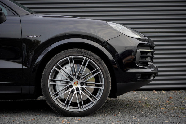 Porsche Cayenne Coupé 3.0 E-Hybrid / Pano / Bose / Sportstoel / Luchtvering / 22'' / Adaptive Cruise Control