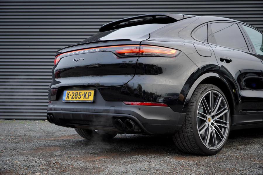 Porsche Cayenne Coupé 3.0 E-Hybrid / Pano / Bose / Sportstoel / Luchtvering / 22'' / Adaptive Cruise Control