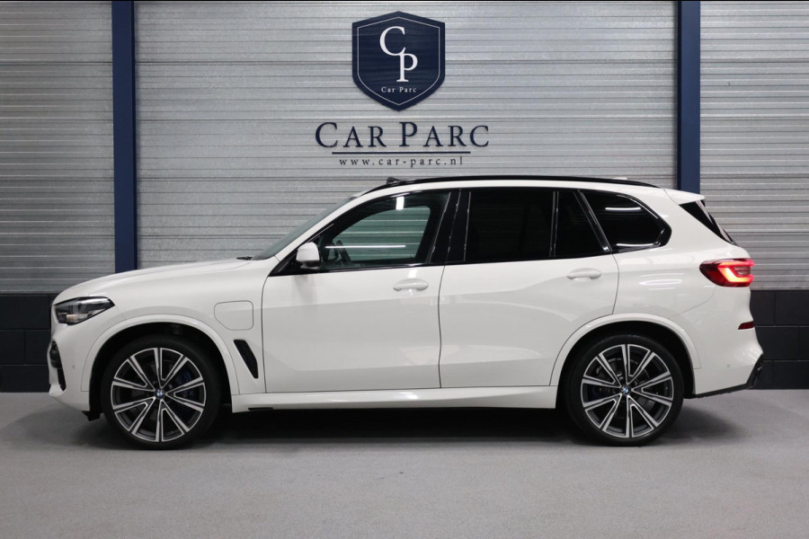 BMW X5 XDrive45e M-sport BTW/LED/VIRTUAL/SFEER/LUCHT/PANO/LEER+S.VERWARMING+ME/22" LMV/ACC/ECC/12 MND GARANTIE!