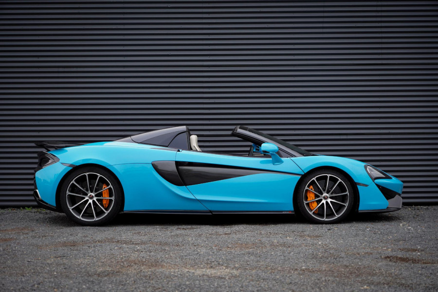 McLaren 570S Spider / Curacao Blauw / MSO / NL Auto / 1e Eigenaar