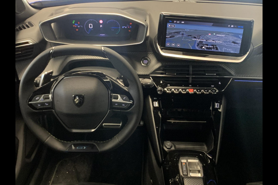 Peugeot 2008 1.2 Hybrid 136pk GT Automaat | Navigatie | Apple Carplay/Android Auto | 360° Camera | Stoelverwarming |