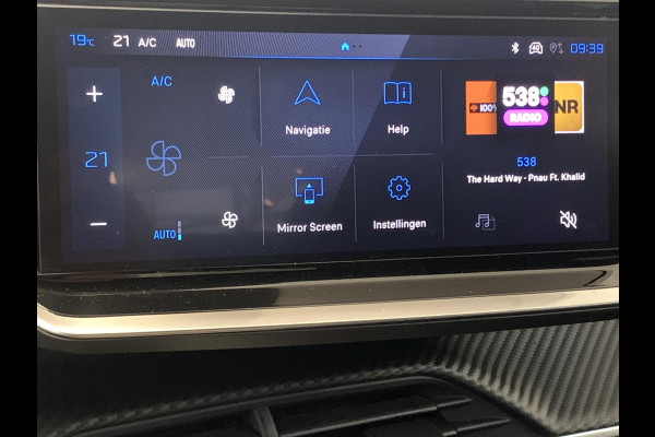 Peugeot 2008 1.2 Hybrid 136pk GT Automaat | Navigatie | Apple Carplay/Android Auto | 360° Camera | Stoelverwarming |