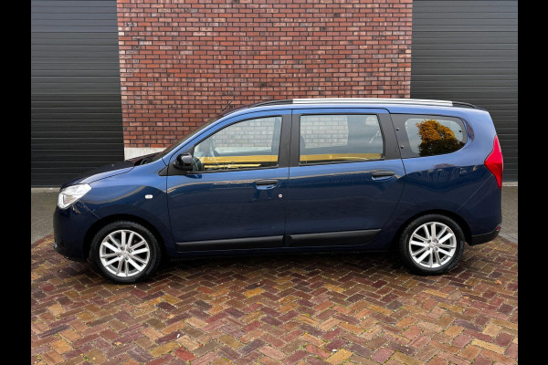 Dacia Lodgy 1.6 SCe 7 persoons / 102 PK / Trekhaak / Navigatie / Cruise control / Airco / PDC voor + achter