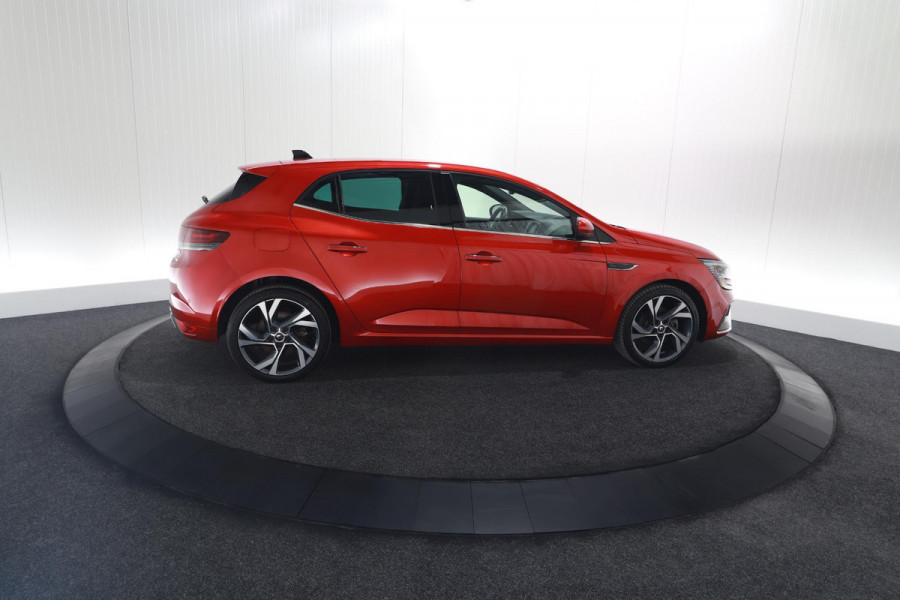 Renault Mégane 1.6 Plug-In Hybrid 160 R.S. Line | Camera | Head-Up Display | Dodehoekdetectie | 9.3 Inch Groot Scherm