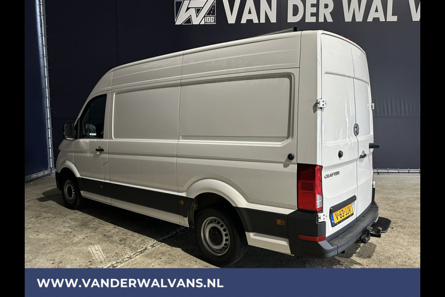 Volkswagen Crafter 2.0 TDI 140pk L3H3 L2H2 Euro6 Airco | Navigatie | Cruisecontrol | Parkeersensoren Apple carplay, android auto, trekhaak