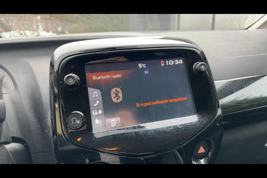 Toyota Aygo 1.0 VVT-i x-joy Automaat | Bi-Tone | Apple Car play/AndroidAuto